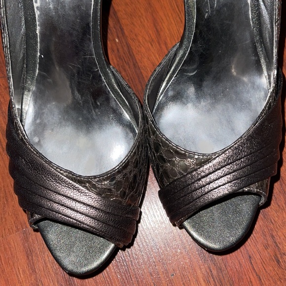 Guess Holbrook Open toe pump - Picture 3 of 13